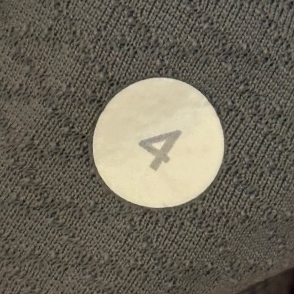 Lululemon Think Fast Pullover Size 4 Gray - Picture 10 of 15